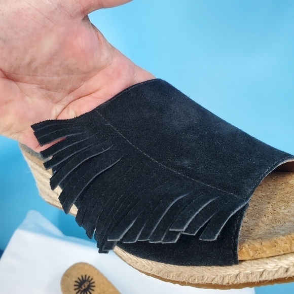 UGG black suede fringe wedge sandals 10 - Picture 6 of 15